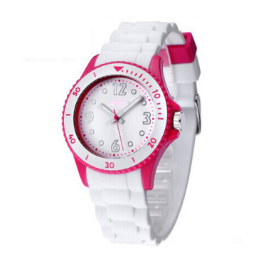 2014 New Cheap Silicon Rubber Colorful Watch